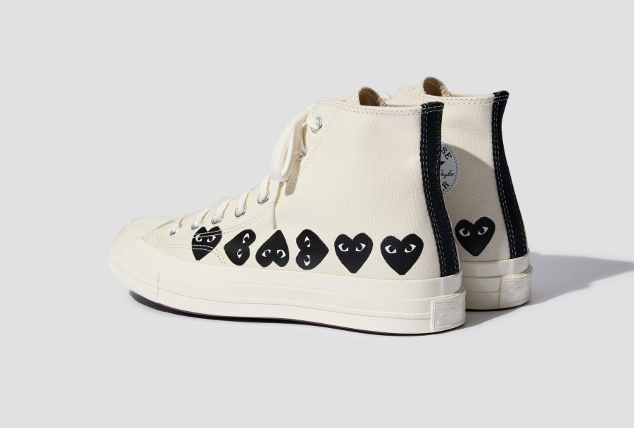 Shoes COMME des GARÇONS PLAY | Converse-Multi Black Heart Chuck Taylor All Star '70 High P1K127 Beige