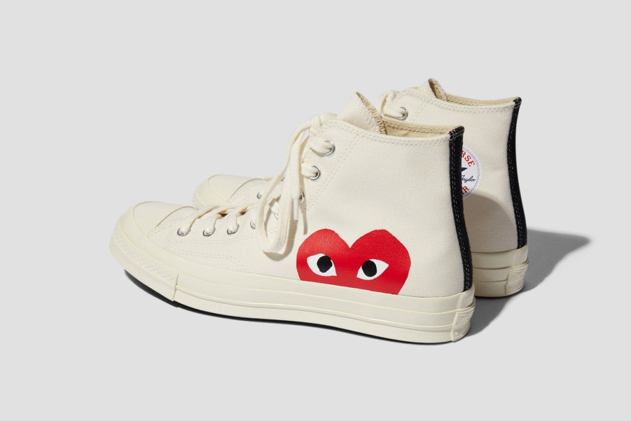 Shoes COMME des GARÇONS PLAY | Converse-Red Heart Chuck Taylor All Star '70 High P1K112 Beige