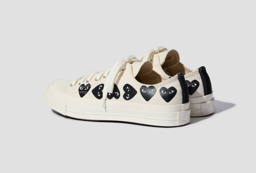 Shoes COMME des GARÇONS PLAY | Converse-Multi Black Heart Chuck Taylor All Star '70 Low P1K126 Beige